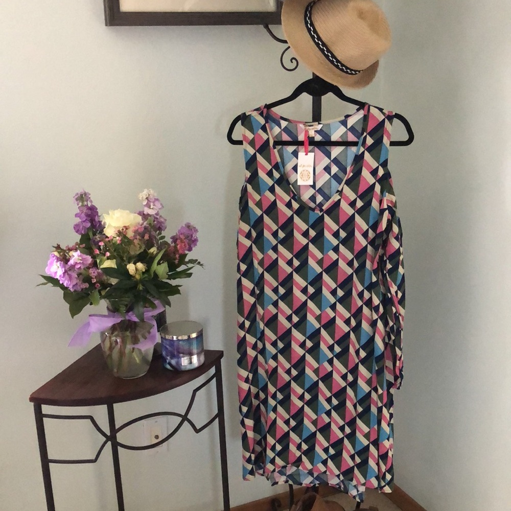 All For Color 🌷NWT Dress V-Neck Gabby Maze Cold Shoulder